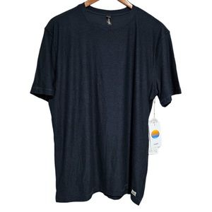 Vuori Strato Tech Tee Navy Heather Size Large NWOT